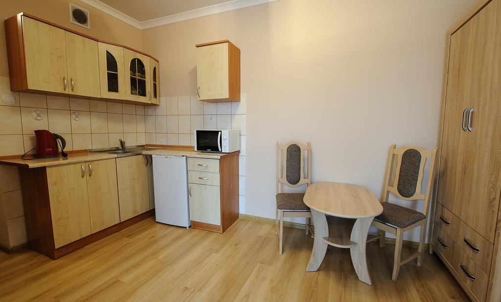 Pokoje I Apartamenty Iwona Ciechocinek Esterno foto
