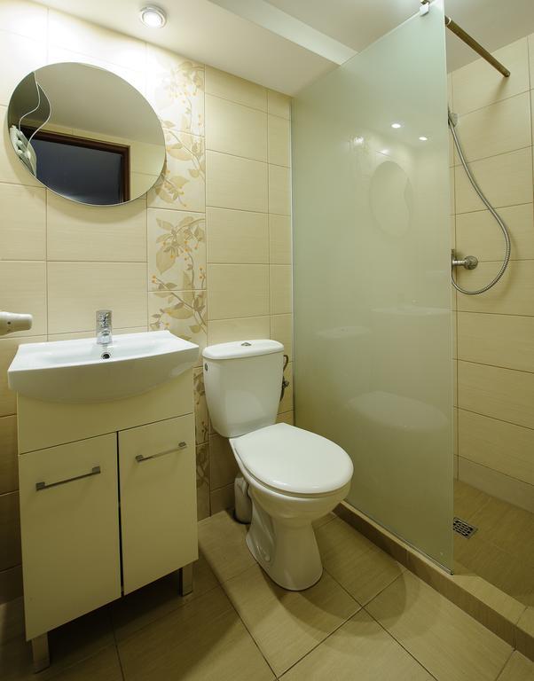Pokoje I Apartamenty Iwona Ciechocinek Esterno foto