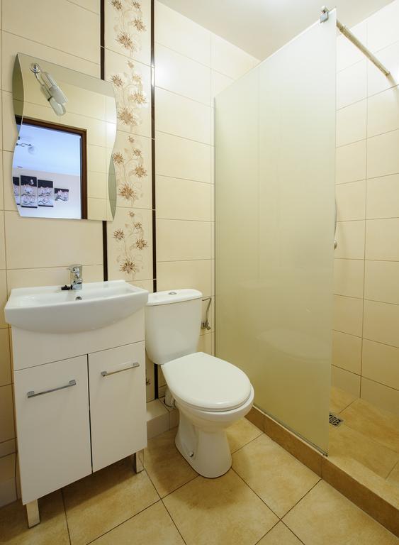 Pokoje I Apartamenty Iwona Ciechocinek Esterno foto